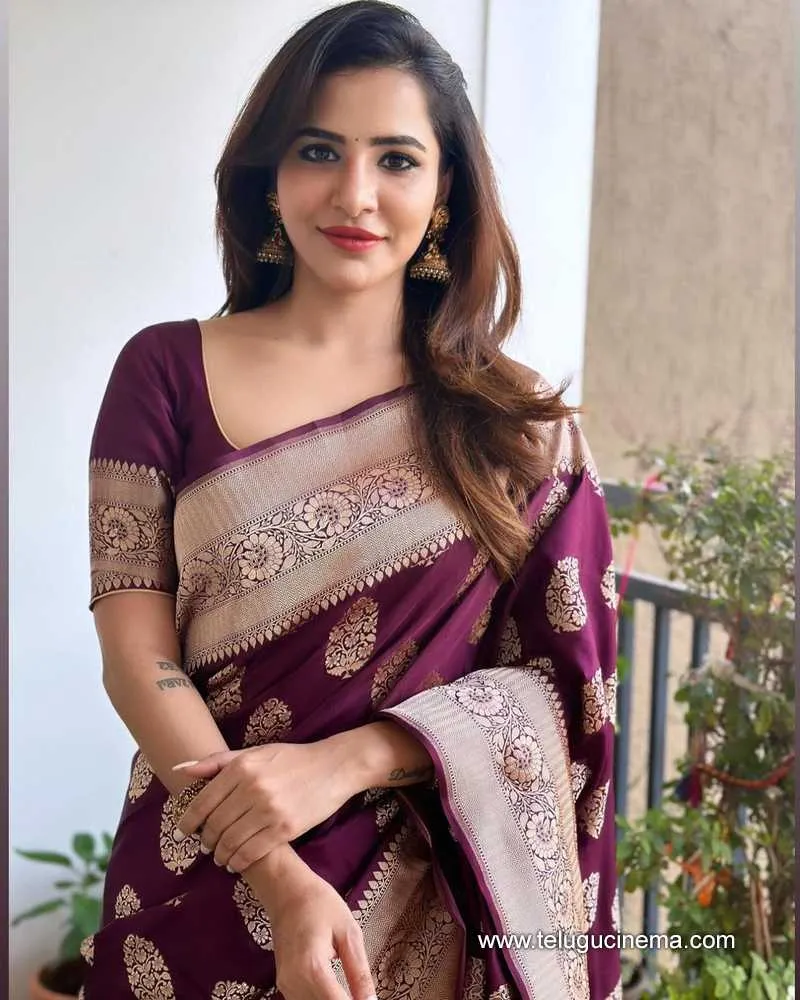Ashureddy Stills 10823 001