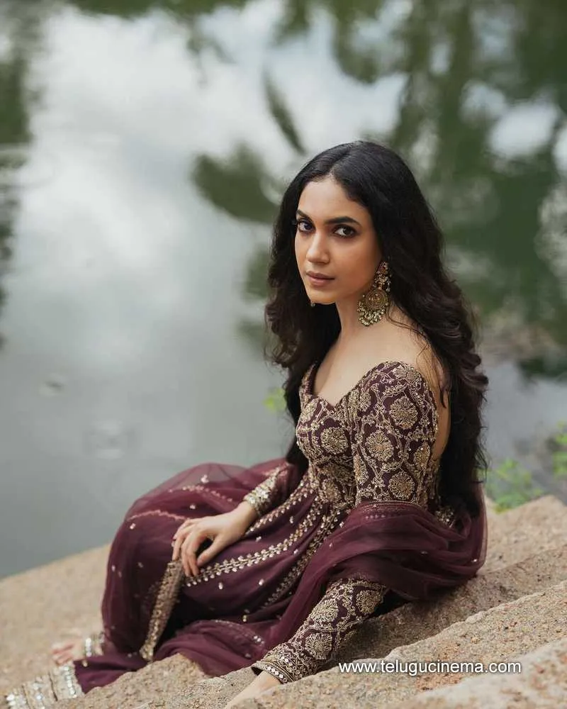 Rituvarma Stills 16823 001