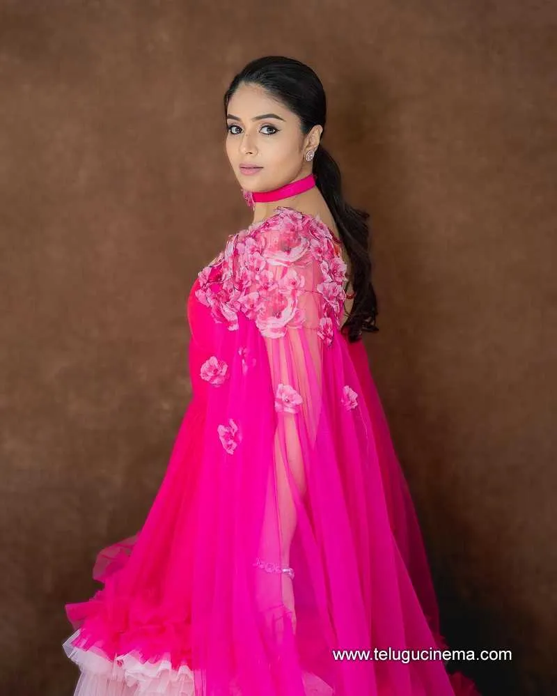 Sreemukhi Stills 280823 001