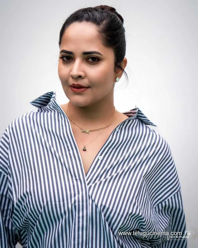 Anasuya Stills 140923 001