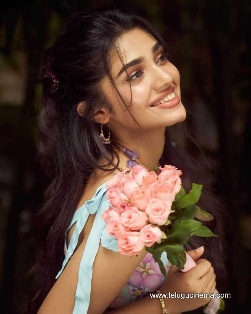 Kriti Stills 010923 001