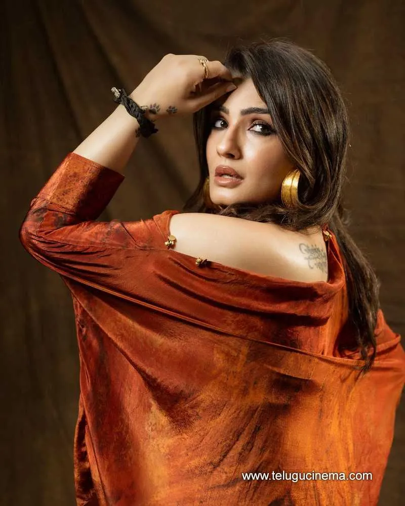 Raveena Stills 290923 001