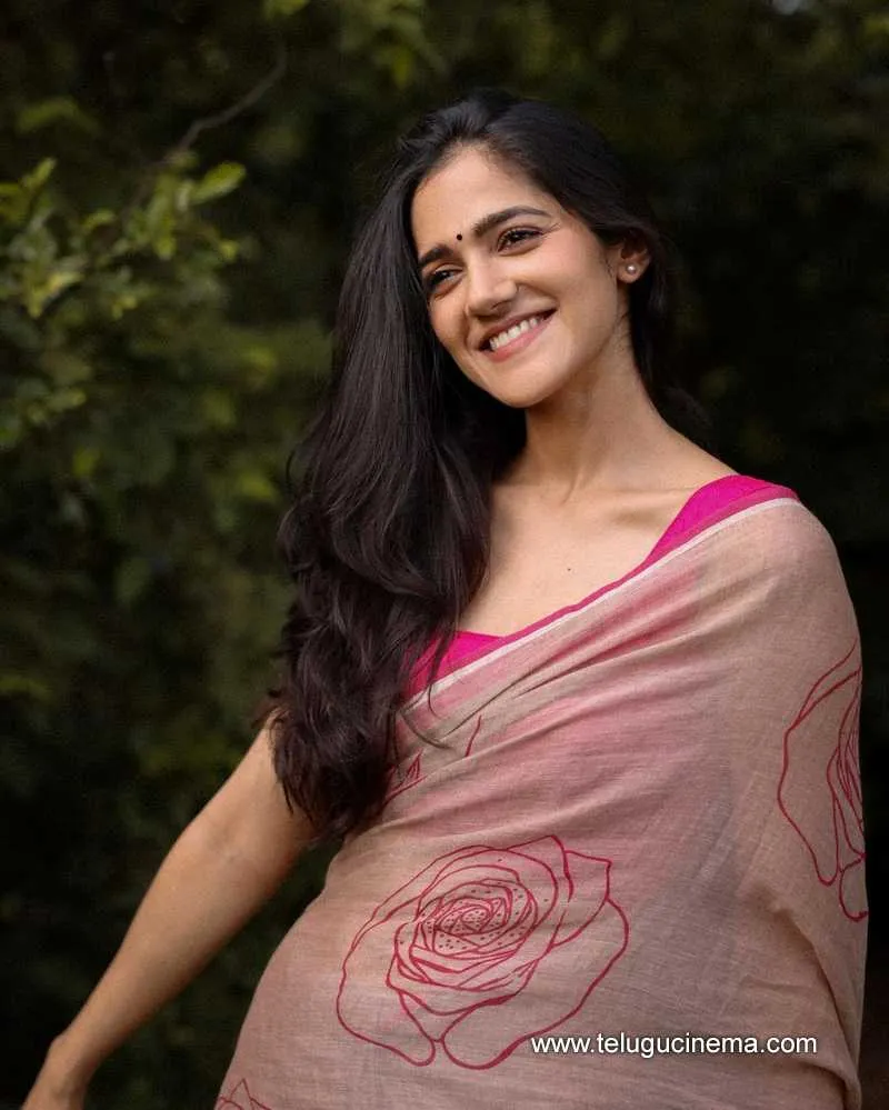 Simran Stills 020923 001