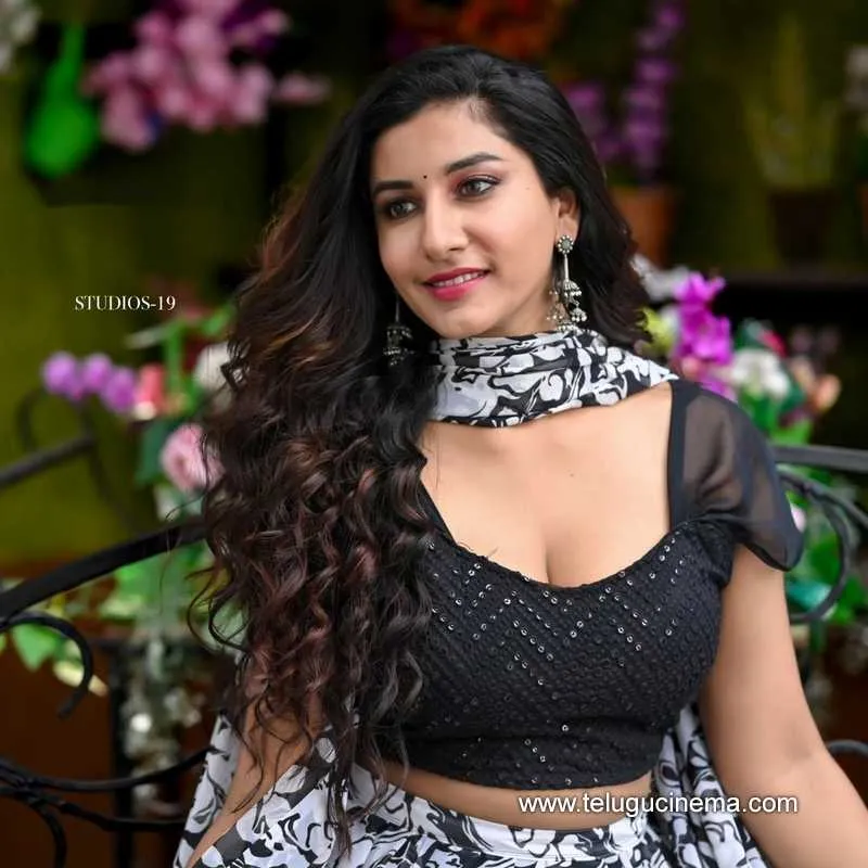 Vishnupriya Stills 150923 001