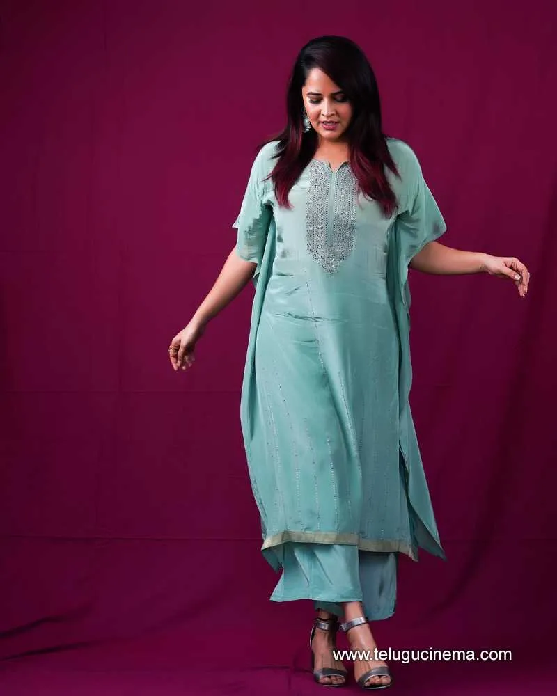 Anasuya Stills121023 001