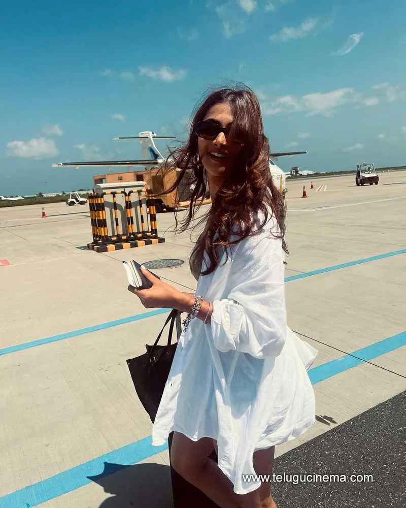 Poojahegde Stills 281023 001