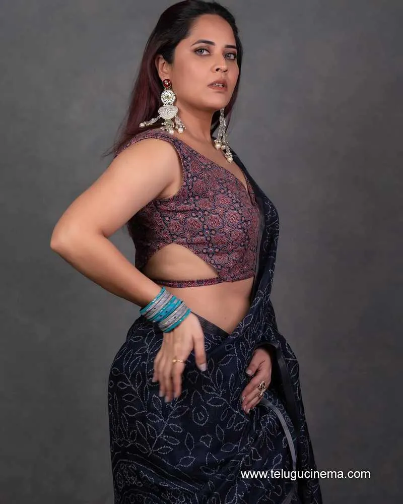 Anasuya Stills 221123 001