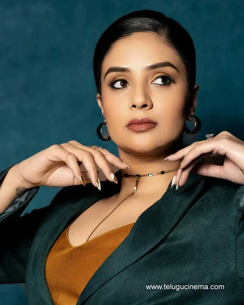 Sreemukhi Stills 20223 001