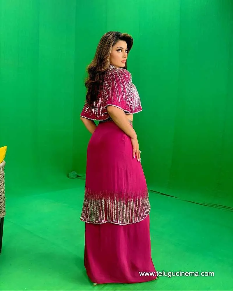 Urvashi Stills 071223 001