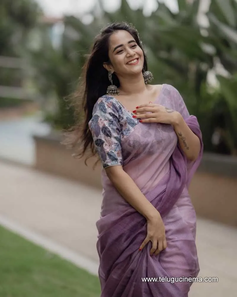 Deepthisunaina Stills 010124 001