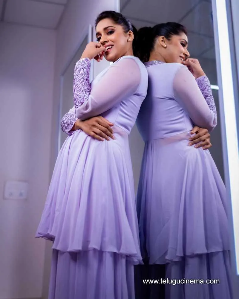Rashmi Stills 200124 001