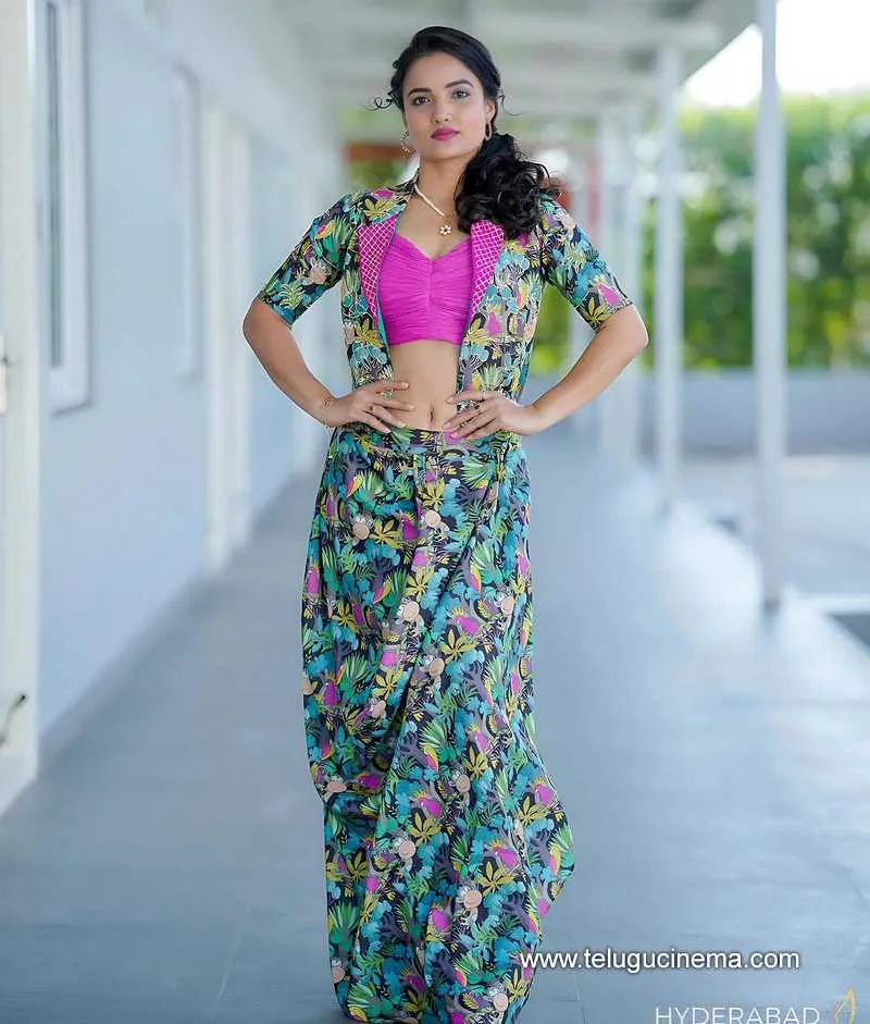 Sirihanumanthu Stills 23022400000001