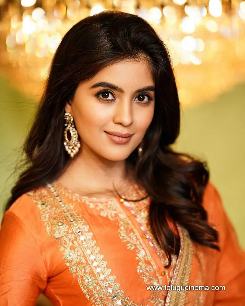 Amrita Stills 06032400000001