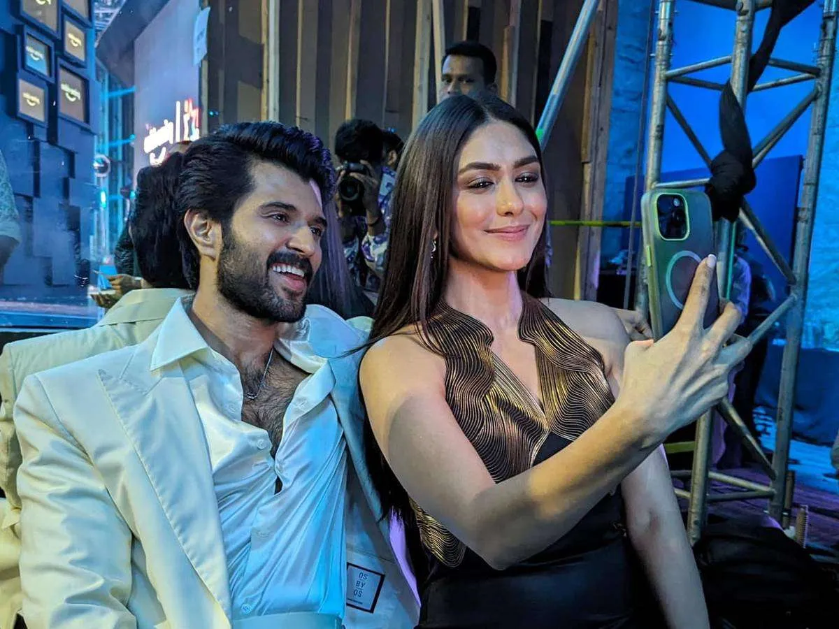 Vijay Deverakonda and Mrunal Thakur