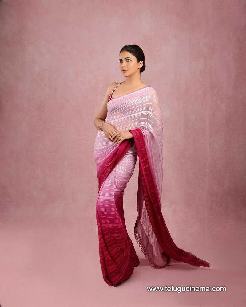 Lavanya Stills 200424 01