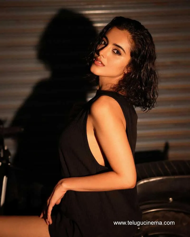 Malvika Stills 010424 01