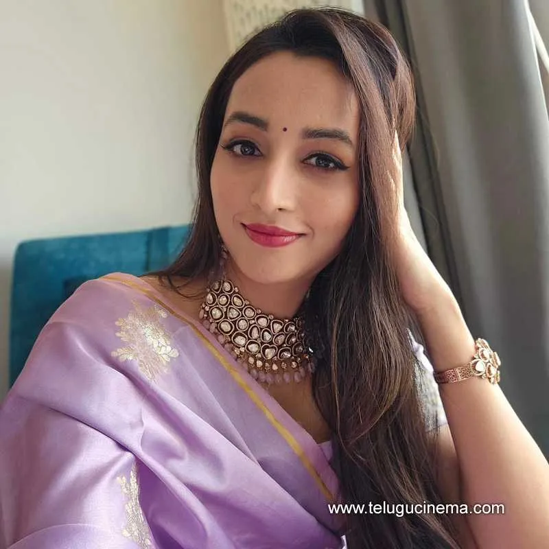 Srinidhishetty Stills 080424 01