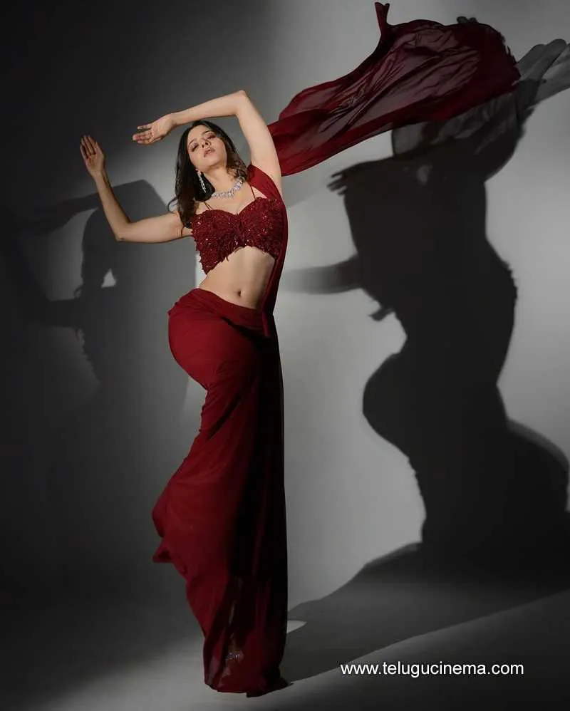 Vedhika Stills 300424 01 1