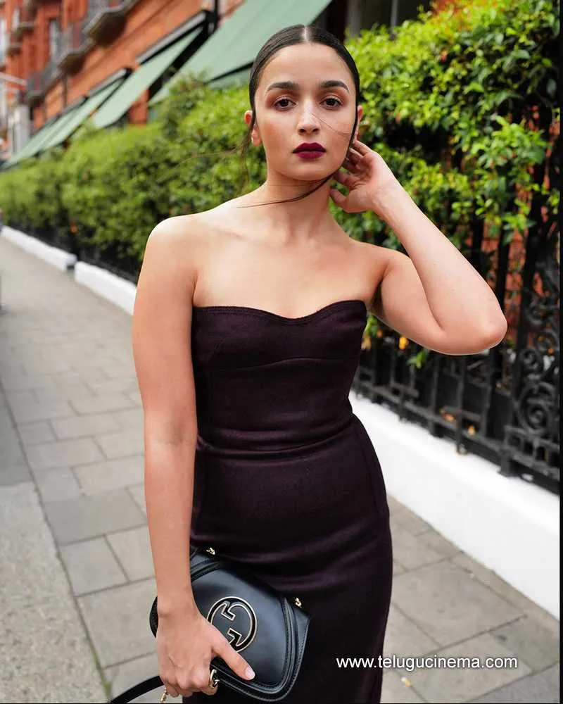 Alia Stills 150524 01