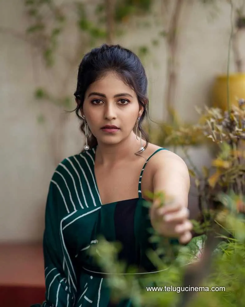 Anjali Stills 030524 01