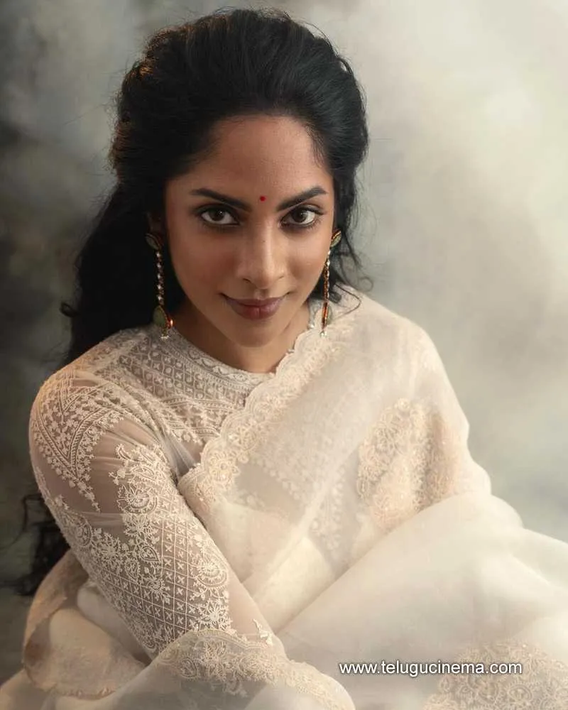 Sriya Reddy