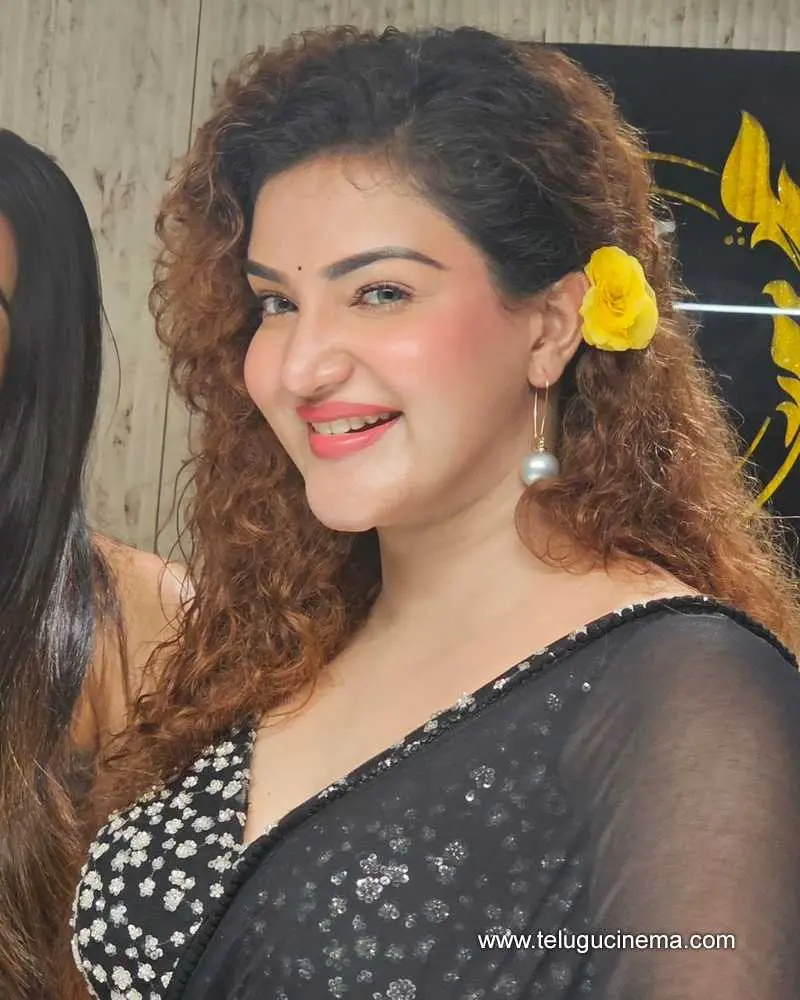 Honeyrose Stills 210624 01