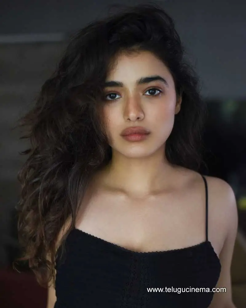 Ketika Stills 120624 04