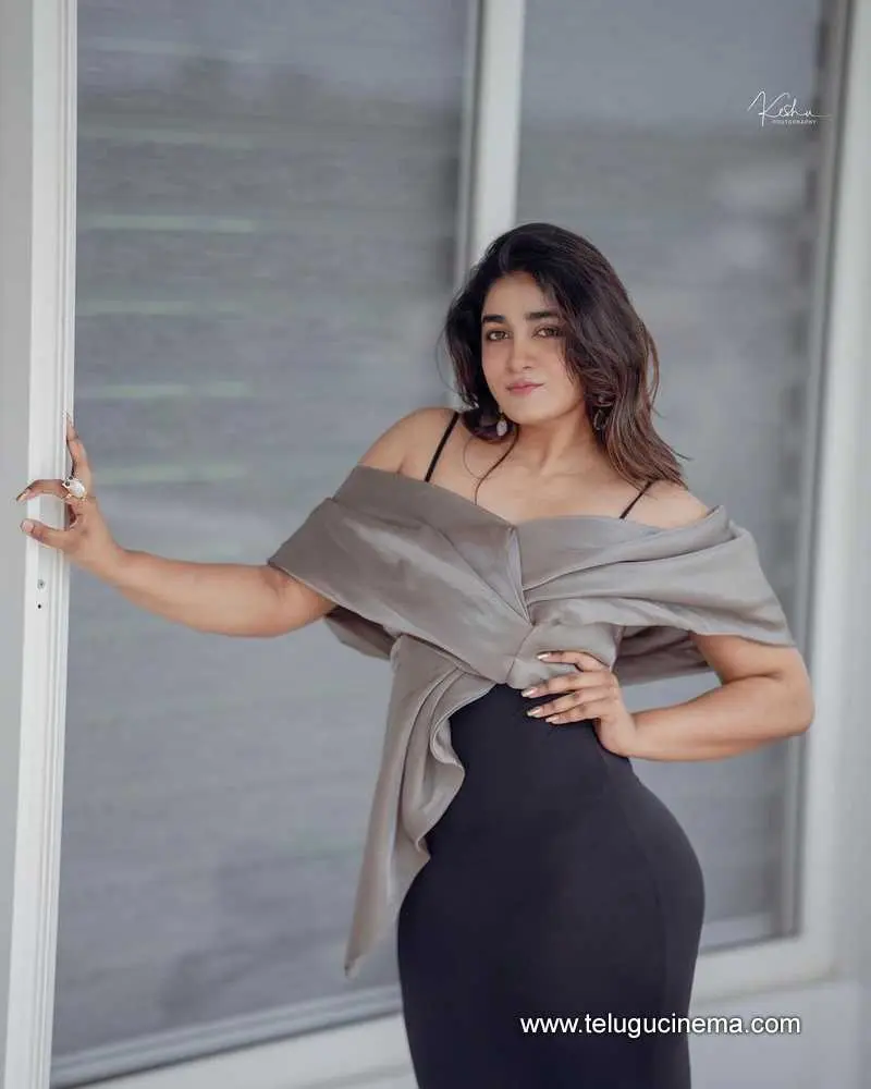 Dimple Stills 270724 01