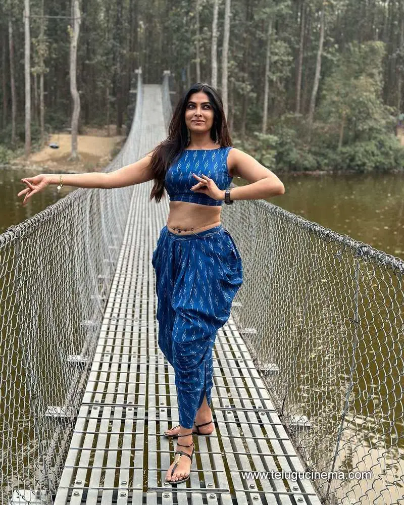 Divi Stills 080724 01