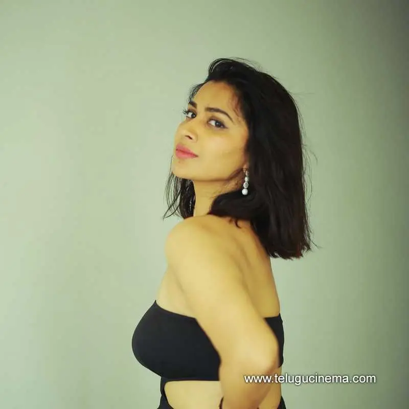 Inaya Stills 280724 01