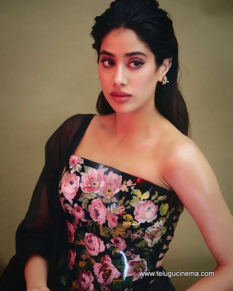 Jahnvi Stills 270724 01