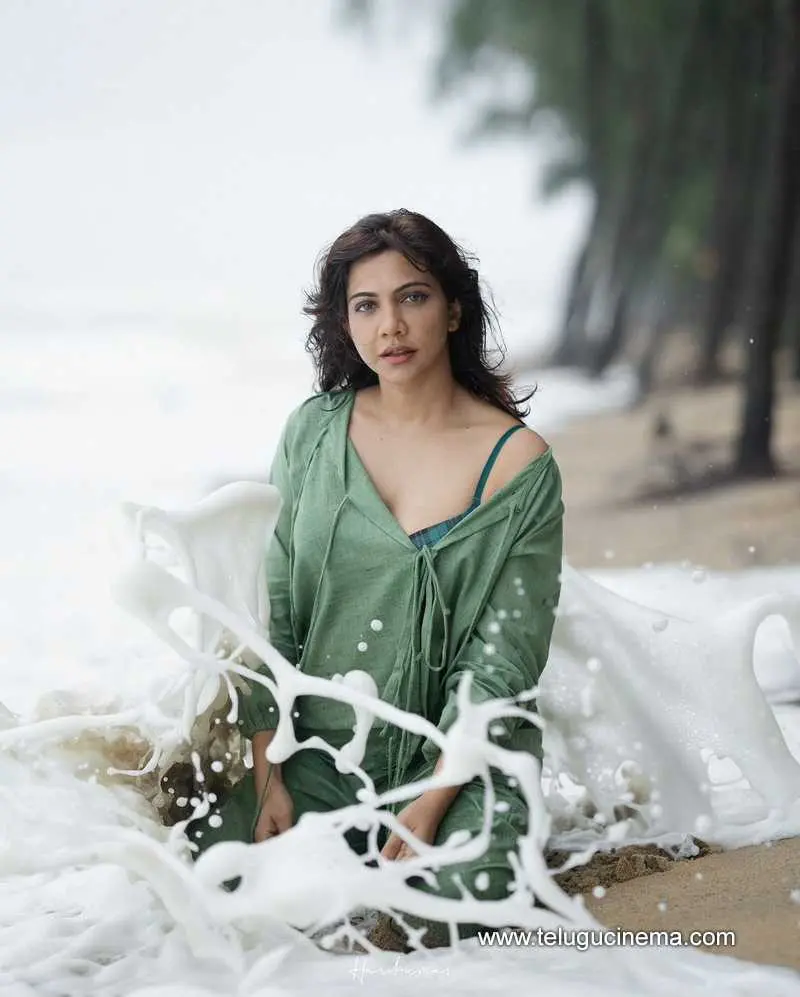 Modanna Stills 080724 01