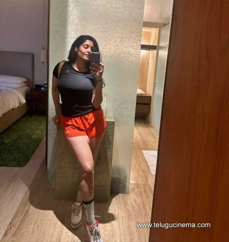 Ritika Stills 050724 01