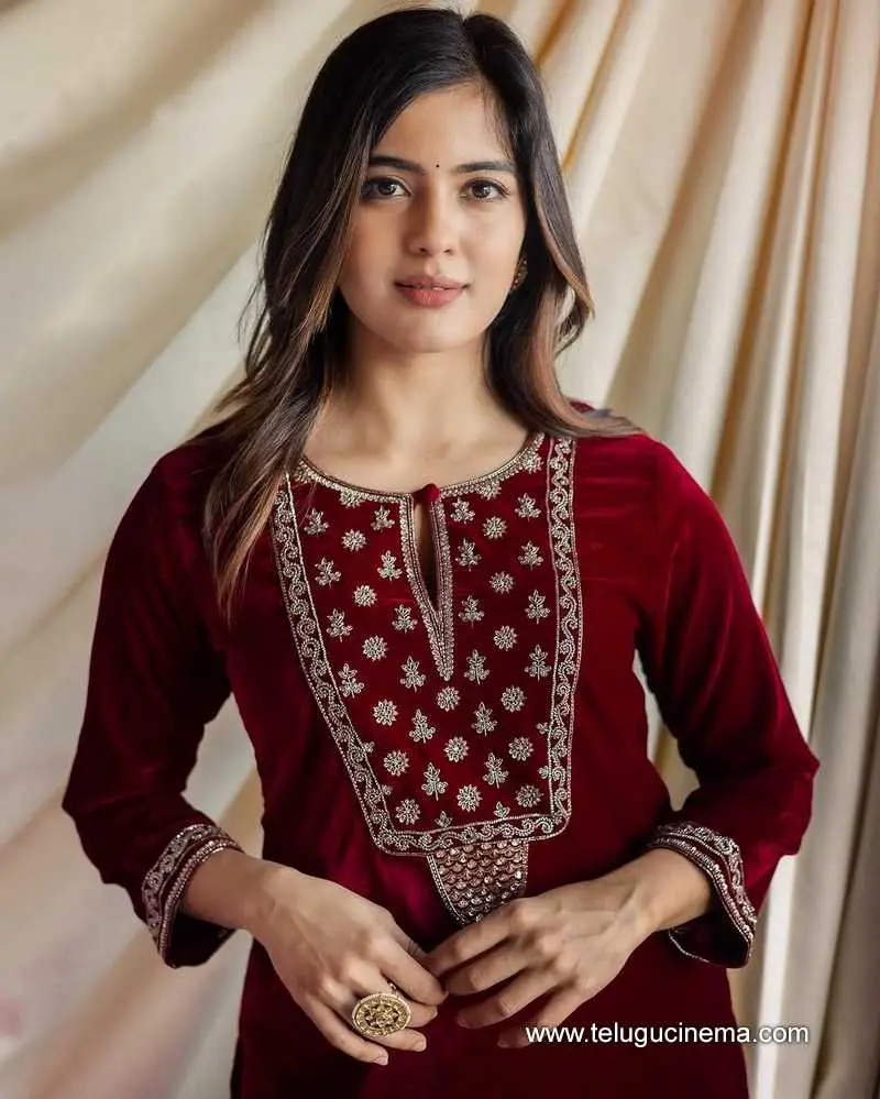 Amritha Stills 241224 01