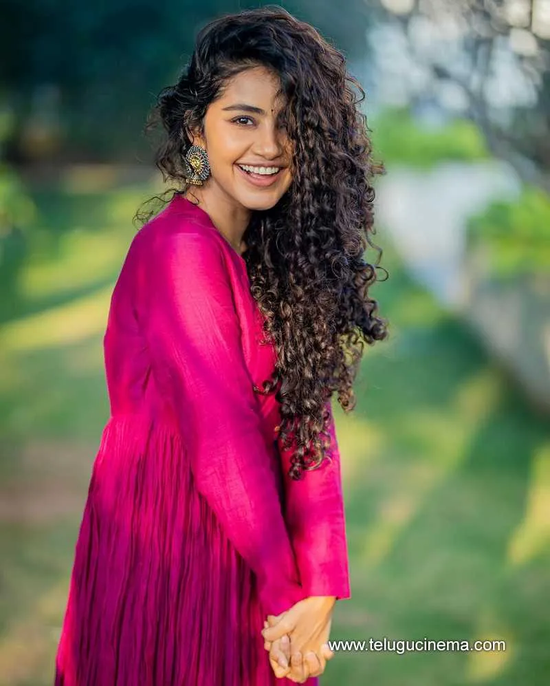 Anupama Stills 161224 01