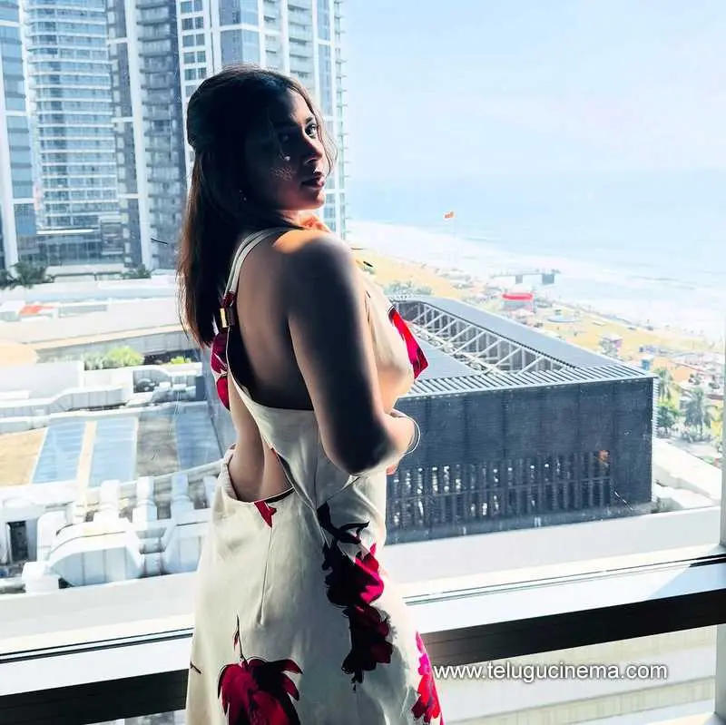Inaya Stills 241224 01