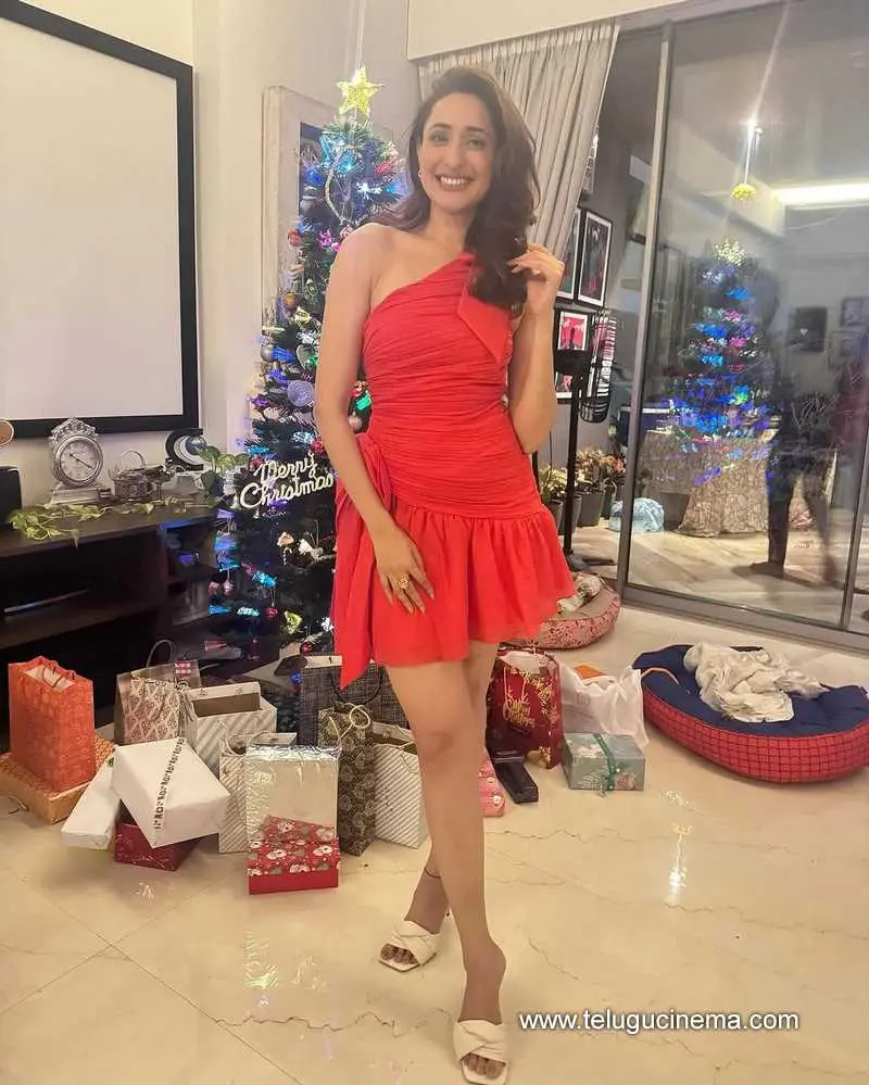 Pragya Stills 251224 01