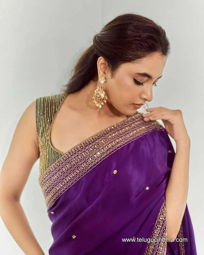 Priyanka Mohanan Stills 091224 01