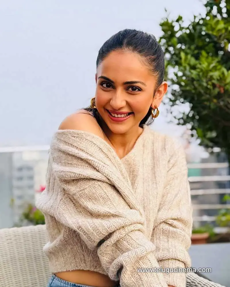 Rakul Stills 051224 01