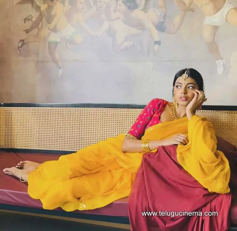 Shivani Stills 271224 01