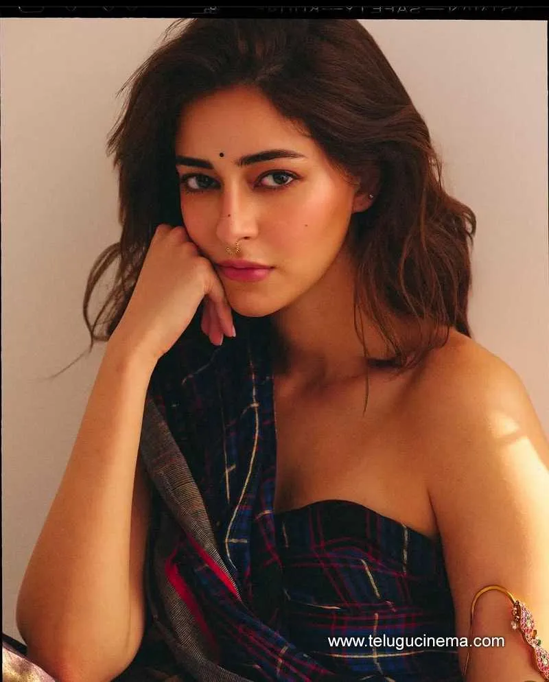 Aanya Still 22012502