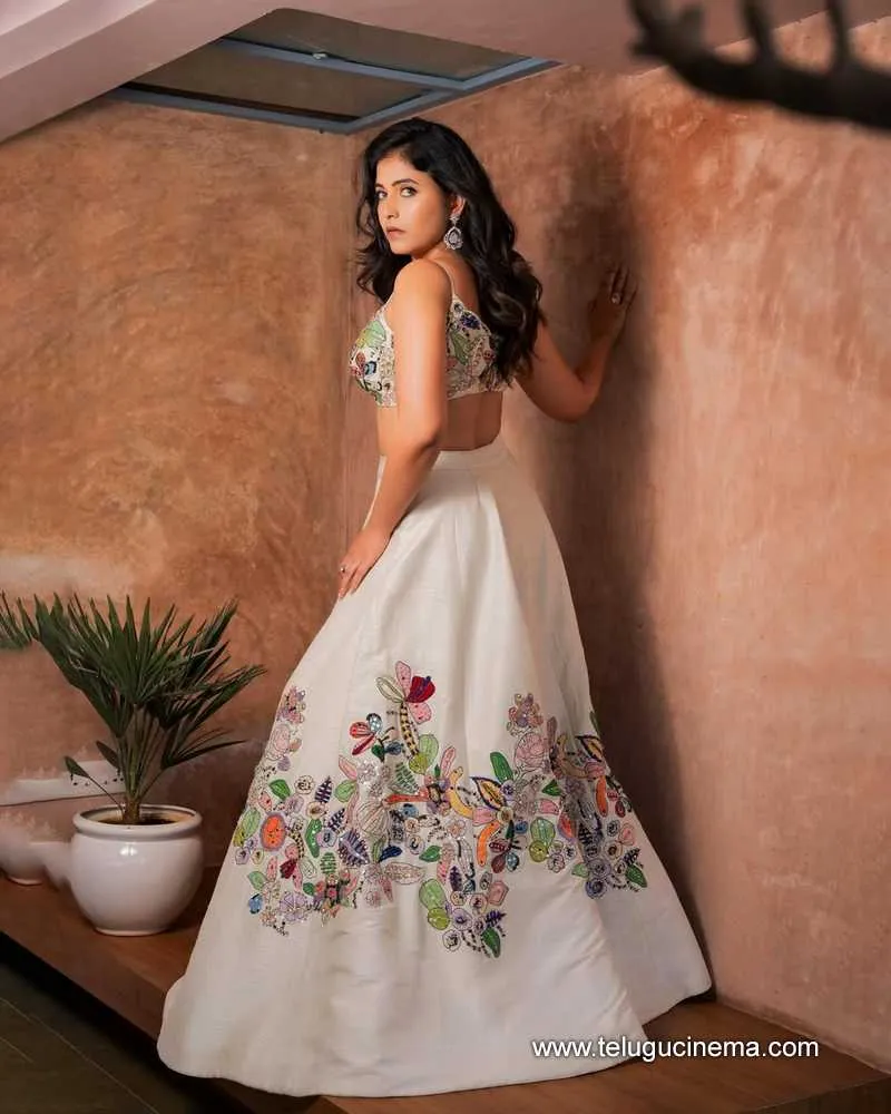 Anjali Stilla 14012501