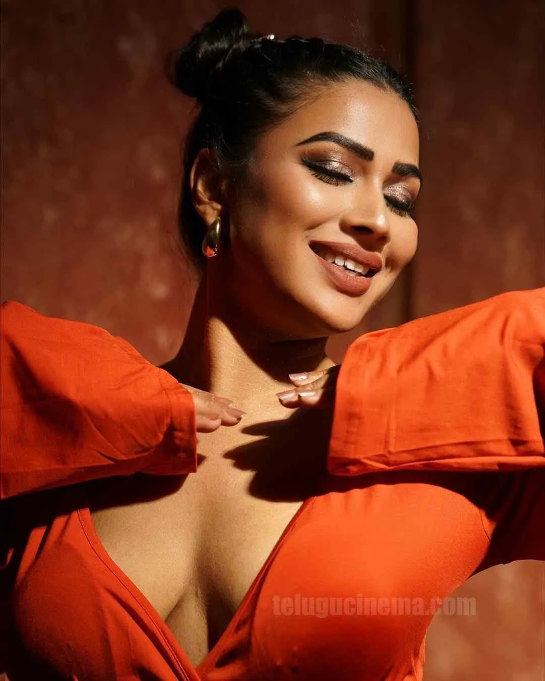 Inaya Sulthanaa