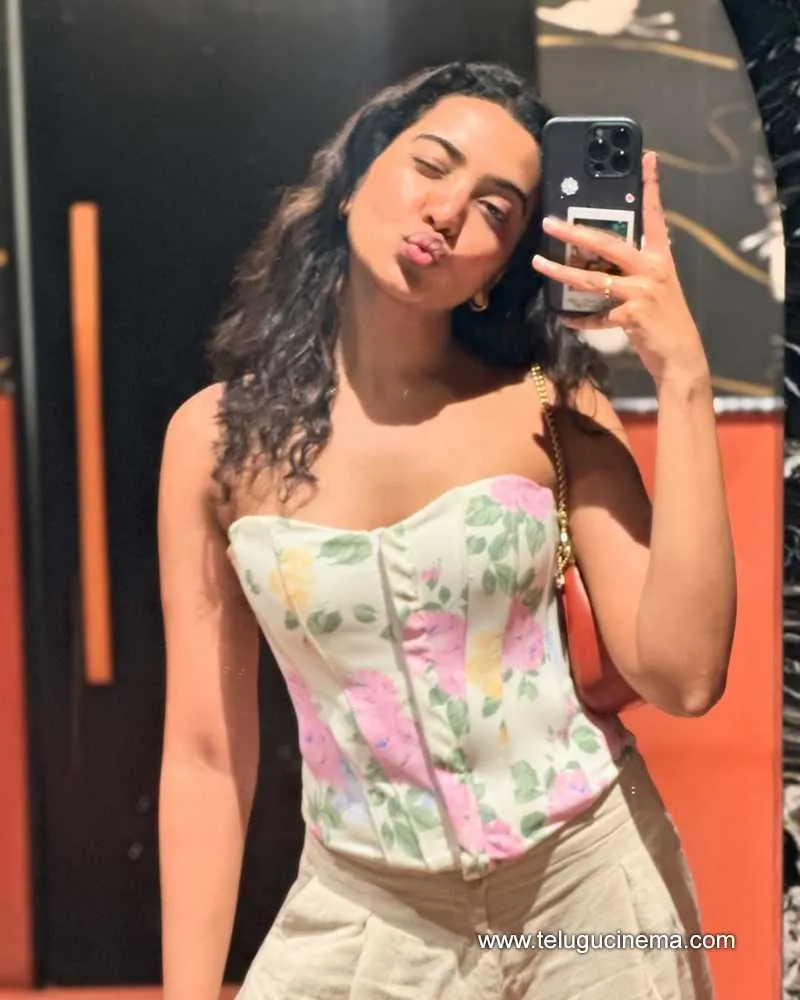 Shivathmika Stilla 10012501