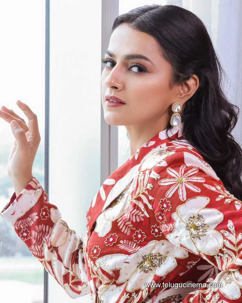 Shraddhasrinath Still 23012501