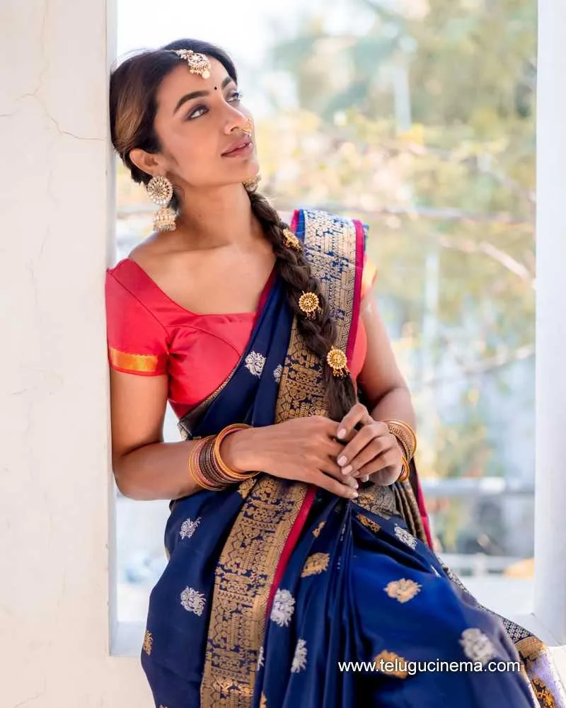 Tejaswi Stilla 07012501