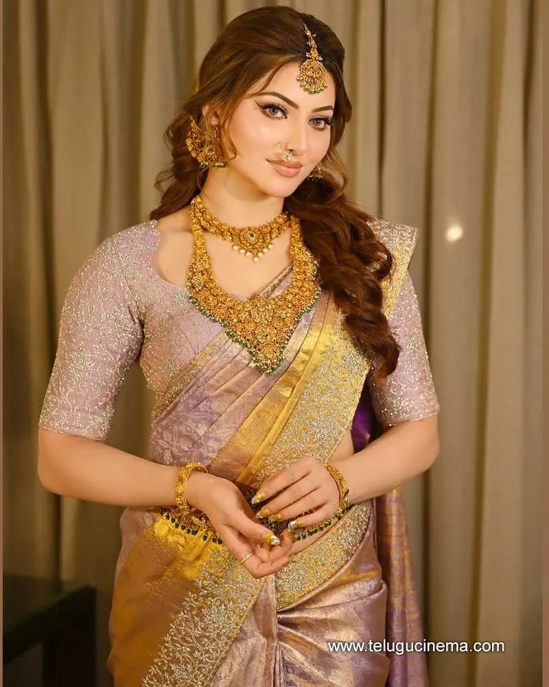 Urvashi Stilla 10012502