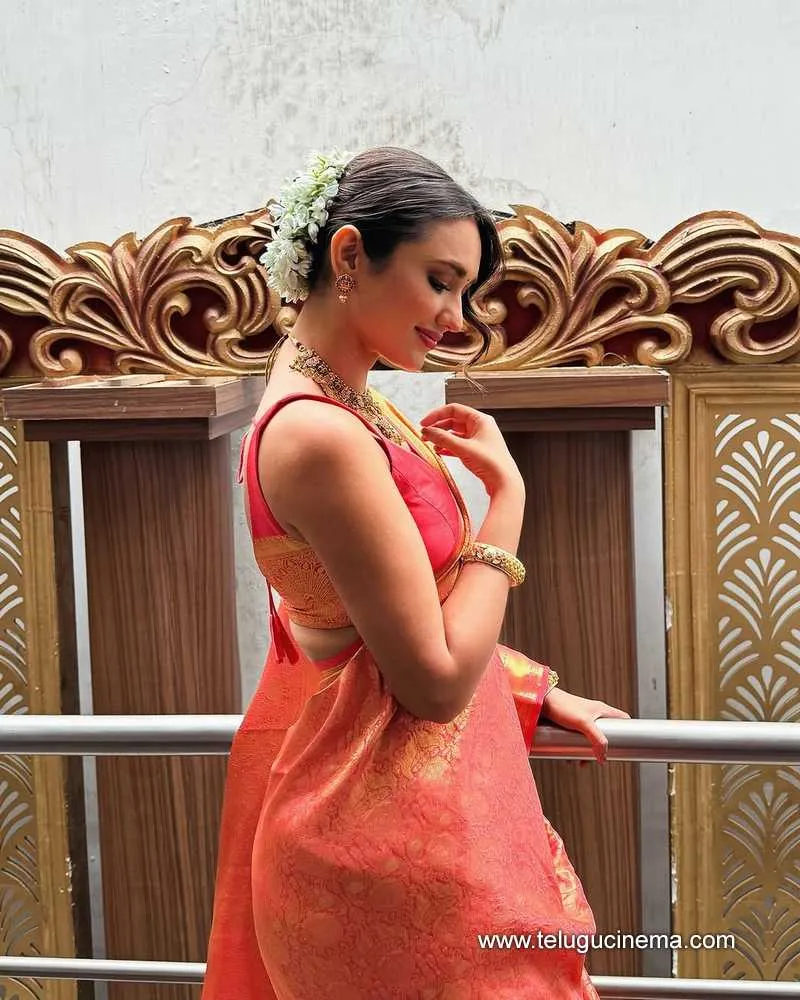 Akansha Stills 24022503 1