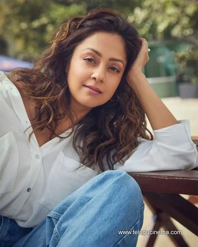 Jyothika Stills 24022501 1