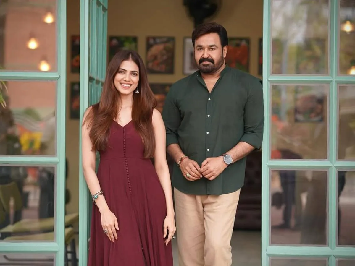 Mohanlal and Malavika Mohanan